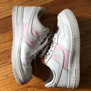 Nike Air Force 1